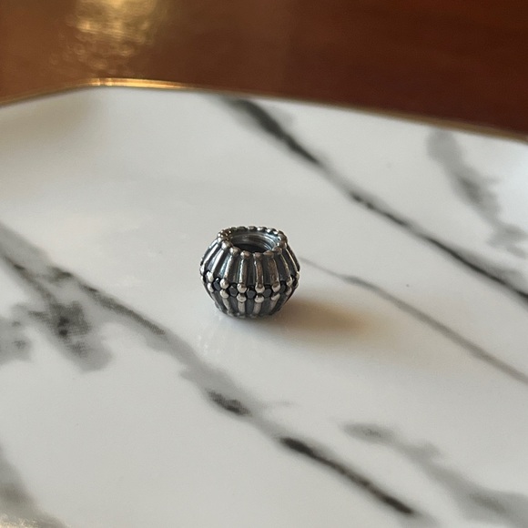 Pandora Black Show Stopper Charm - Picture 2 of 3